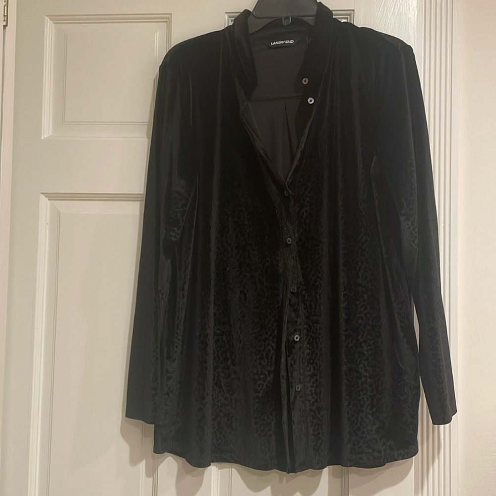Lands End velvet animal print top